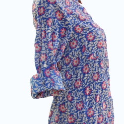 Chemise Femme Bleu Outremer Et Fleurs Roses