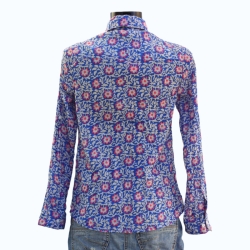 Chemise Femme Bleu Outremer Et Fleurs Roses